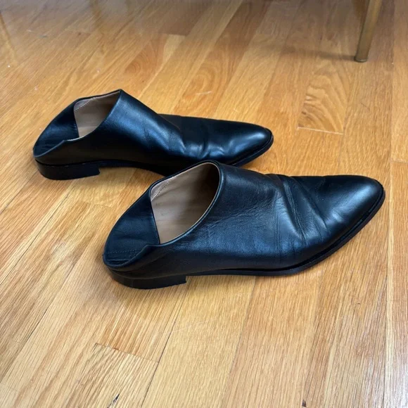 Women’s Everlane Black Loafers - Picture 3 of 9
